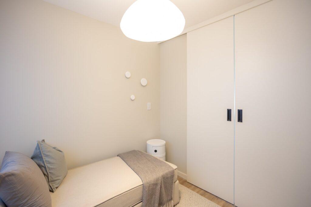 Unidad showroom Delta Sur – Dormitorio, placard