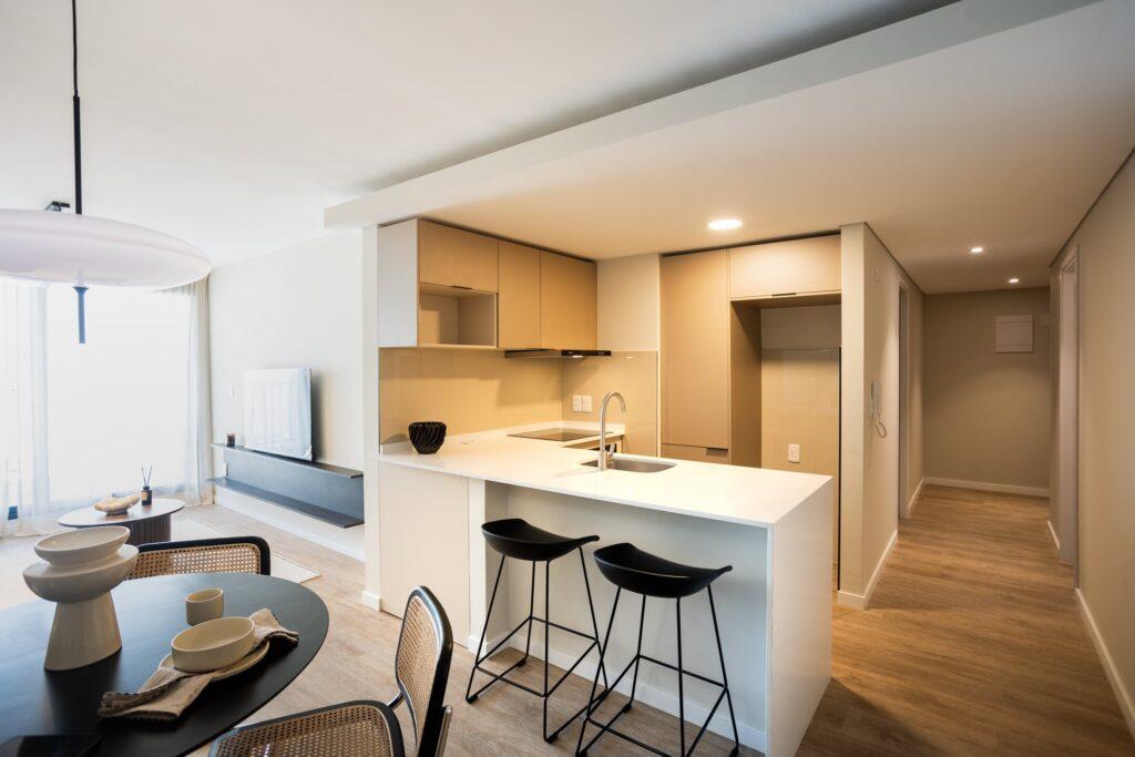 Unidad showroom Delta Sur – Cocina y comedor